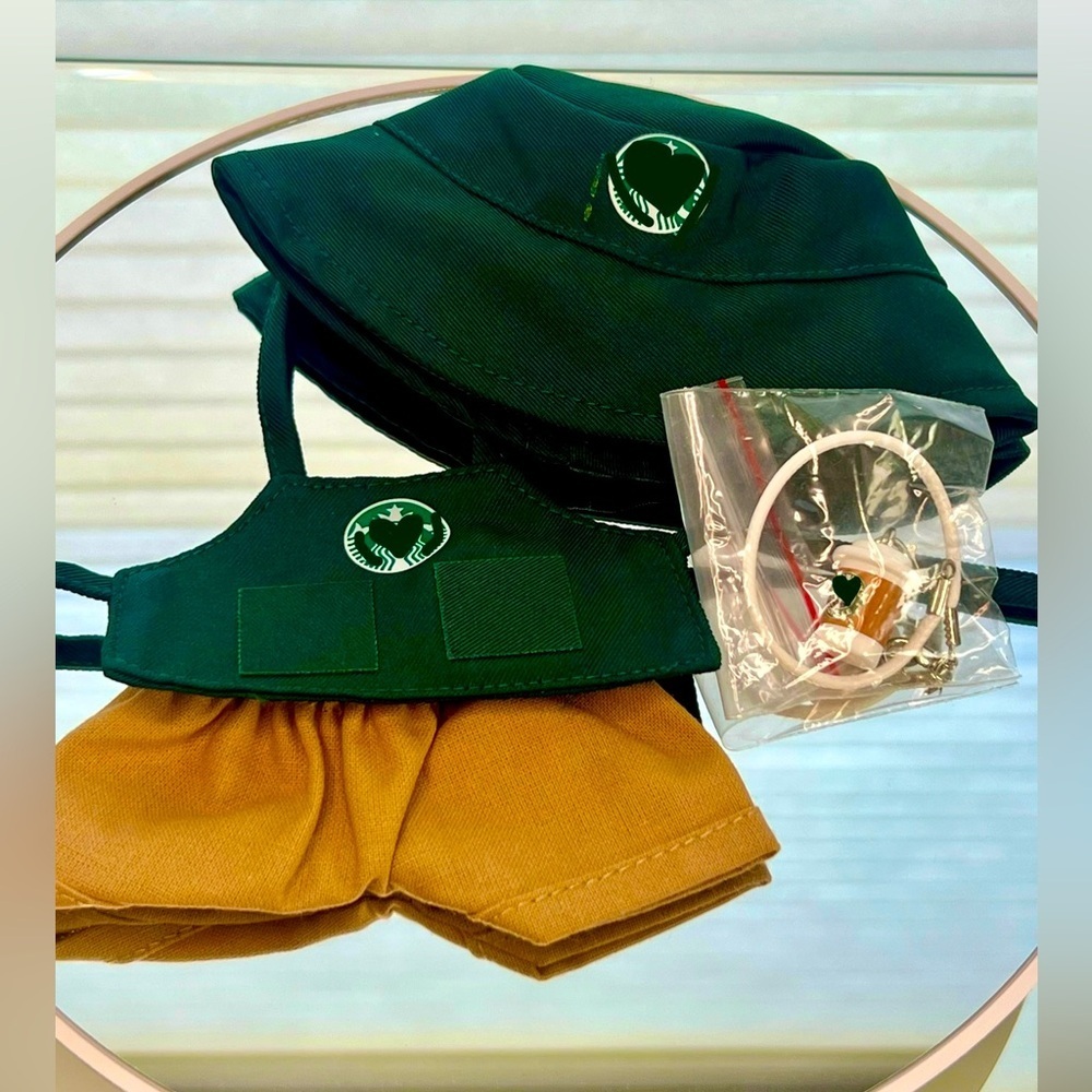 Labubu Coffee Barista Outfit 4 pcs Apron Hat pants coffee cup too cute!